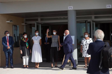 La reina Letizia inaugura el curso escolar en Milagro y San Adrián