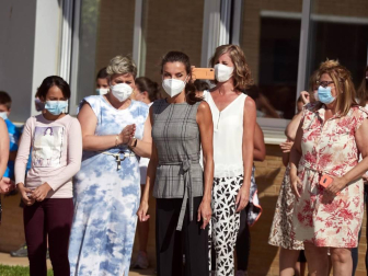 La reina Letizia inaugura el curso escolar en Milagro y San Adrián