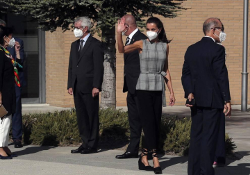 La reina Letizia inaugura el curso escolar en Milagro y San Adrián