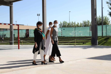 La reina Letizia inaugura el curso escolar en Milagro y San Adrián