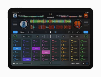 Apple presentó su nuevo reloj inteligente Apple Watch Series 6 y versiones actualizadas de iPad. También anunció un servicio propio de suscripción a clases virtuales de gimnasia, Fitness Plus, y el paquete Apple One, que incluye por una misma cuota los servicios de música, televisión y juegos de la compañía.