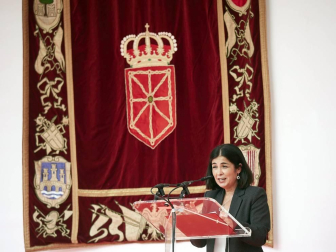 Navarra recuerda a las víctimas de la covid-19 y reconoce la labor de profesionales y voluntarios