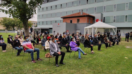 Navarra recuerda a las víctimas de la covid-19 y reconoce la labor de profesionales y voluntarios