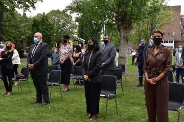 Navarra recuerda a las víctimas de la covid-19 y reconoce la labor de profesionales y voluntarios