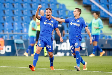 Fotos del partido Getafe-Osasuna en el Coliseum Alfonso Pérez.