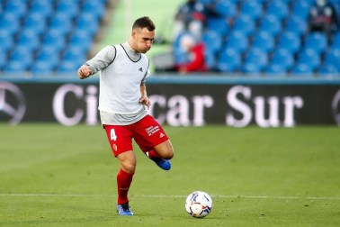 Fotos del partido Getafe-Osasuna en el Coliseum Alfonso Pérez.