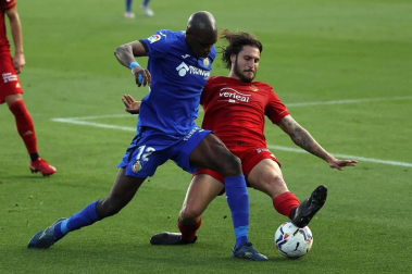 Fotos del partido Getafe-Osasuna en el Coliseum Alfonso Pérez.