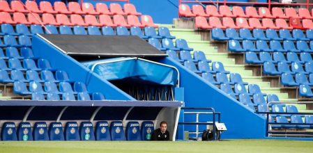 Fotos del partido Getafe-Osasuna en el Coliseum Alfonso Pérez.