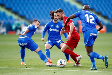 Fotos del partido Getafe-Osasuna en el Coliseum Alfonso Pérez.
