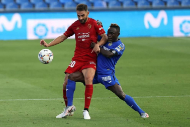 Fotos del partido Getafe-Osasuna en el Coliseum Alfonso Pérez.