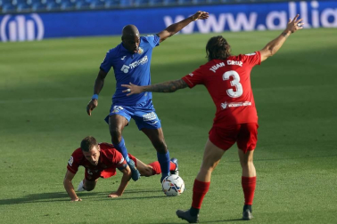 Fotos del partido Getafe-Osasuna en el Coliseum Alfonso Pérez.