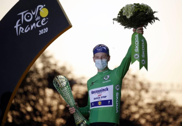 Sam Bennett se ha llevado este domingo en París la 21ª y última etapa del Tour de Francia 2020, en una jornada en la que se entregó el triunfo en la general al joven Tadej Pogacar.