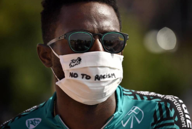 Sam Bennett se ha llevado este domingo en París la 21ª y última etapa del Tour de Francia 2020, en una jornada en la que se entregó el triunfo en la general al joven Tadej Pogacar.
