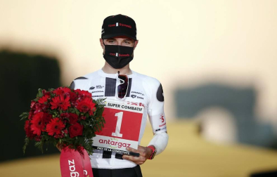 Sam Bennett se ha llevado este domingo en París la 21ª y última etapa del Tour de Francia 2020, en una jornada en la que se entregó el triunfo en la general al joven Tadej Pogacar.