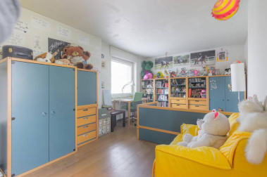 Se vende exclusivo unifamiliar con piscina y jardín para ti y tu familia