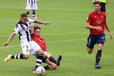 Galería de fotos del primer partido de Osasuna en El Sadar en la temporada 2020-21.