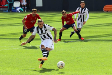 Galería de fotos del primer partido de Osasuna en El Sadar en la temporada 2020-21.