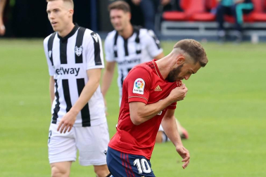 Galería de fotos del primer partido de Osasuna en El Sadar en la temporada 2020-21.