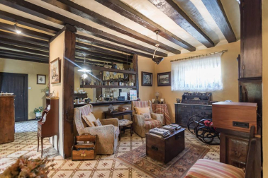 Se vende finca de 1.061 m2 y parcelas de 500