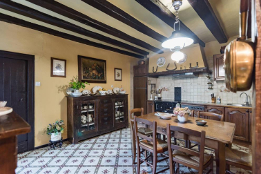 Se vende finca de 1.061 m2 y parcelas de 500