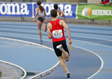 Fotos del Campeonato de España Sub 18 de Atletismo de Federaciones Autonómicas celebrado en el estadio Larrabide de Pamplona.