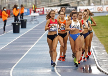 Fotos del Campeonato de España Sub 18 de Atletismo de Federaciones Autonómicas celebrado en el estadio Larrabide de Pamplona.