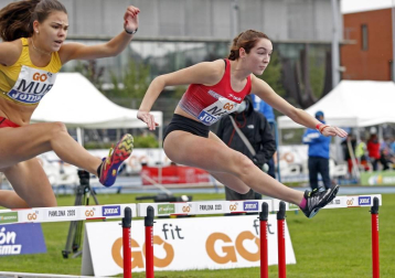 Fotos del Campeonato de España Sub 18 de Atletismo de Federaciones Autonómicas celebrado en el estadio Larrabide de Pamplona.