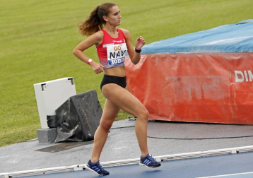 Fotos del Campeonato de España Sub 18 de Atletismo de Federaciones Autonómicas celebrado en el estadio Larrabide de Pamplona.