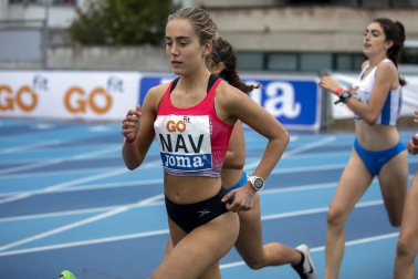 Fotos del Campeonato de España Sub 18 de Atletismo de Federaciones Autonómicas celebrado en el estadio Larrabide de Pamplona.