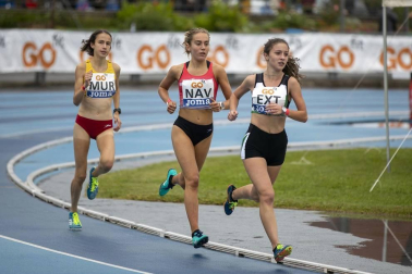 Fotos del Campeonato de España Sub 18 de Atletismo de Federaciones Autonómicas celebrado en el estadio Larrabide de Pamplona.