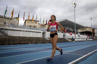 Fotos del Campeonato de España Sub 18 de Atletismo de Federaciones Autonómicas celebrado en el estadio Larrabide de Pamplona.