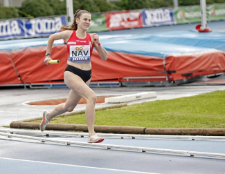 Fotos del Campeonato de España Sub 18 de Atletismo de Federaciones Autonómicas celebrado en el estadio Larrabide de Pamplona.