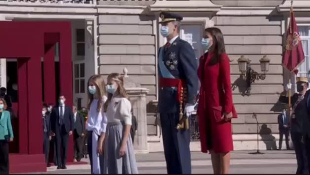 Los reyes presiden un atípico 12-O