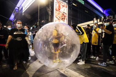 Los jugadores angelinos vencieron a Miami Heat en el sexto partido, colocando la final en 4-2 y consiguiendo el título de campeones para alegría de sus aficionados.