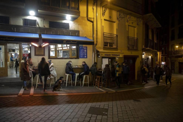 El cierre reduce la afluencia del 'juevintxo'