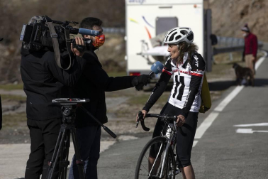 Imágenes de la salida desde Pamplona y del desarrollo de la segunda etapa entre Pamplona y Lekunberri.