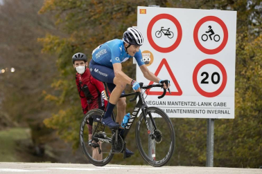 Imágenes de la salida desde Pamplona y del desarrollo de la segunda etapa entre Pamplona y Lekunberri.
