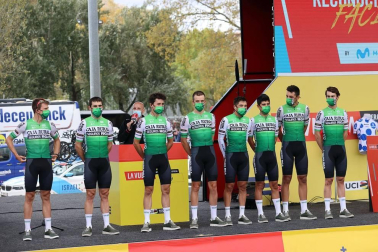 Imágenes de la salida desde Pamplona y del desarrollo de la segunda etapa entre Pamplona y Lekunberri.