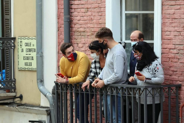 Imágenes de la salida desde Pamplona y del desarrollo de la segunda etapa entre Pamplona y Lekunberri.