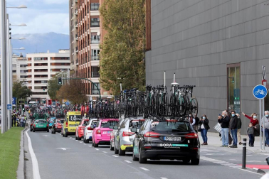 Imágenes de la salida desde Pamplona y del desarrollo de la segunda etapa entre Pamplona y Lekunberri.