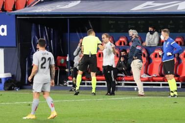 Galería de fotos del partido entre Osasuna y Athletic, que ha terminado con victoria rojilla por 1-0 el día de la celebración del centenario del club.