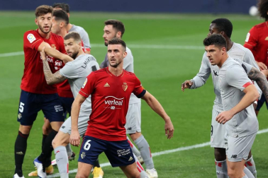 Galería de fotos del partido entre Osasuna y Athletic, que ha terminado con victoria rojilla por 1-0 el día de la celebración del centenario del club.