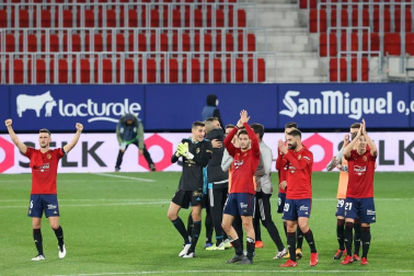 Galería de fotos del partido entre Osasuna y Athletic, que ha terminado con victoria rojilla por 1-0 el día de la celebración del centenario del club.
