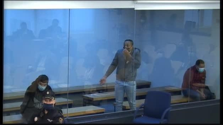 Vídeo | Los acusados en el juicio por los atentados de Barcelona sólo responden a sus defensas