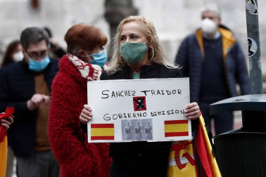 El presidente del Gobierno, Pedro Sánchez, acudió a Pamplona este viernes 13 de noviembre para reunirse con María Chivite y presentar el plan 'España Puede'.