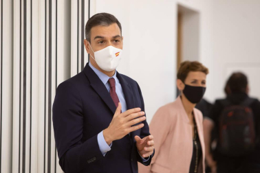 El presidente del Gobierno, Pedro Sánchez, acudió a Pamplona este viernes 13 de noviembre para reunirse con María Chivite y presentar el plan 'España Puede'.
