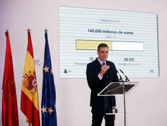 El presidente del Gobierno, Pedro Sánchez, acudió a Pamplona este viernes 13 de noviembre para reunirse con María Chivite y presentar el plan 'España Puede'.