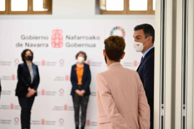 El presidente del Gobierno, Pedro Sánchez, acudió a Pamplona este viernes 13 de noviembre para reunirse con María Chivite y presentar el plan 'España Puede'.