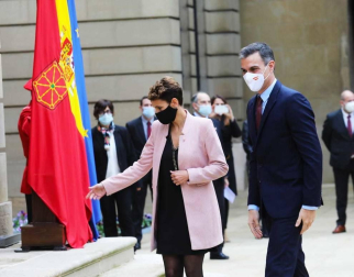 El presidente del Gobierno, Pedro Sánchez, acudió a Pamplona este viernes 13 de noviembre para reunirse con María Chivite y presentar el plan 'España Puede'.