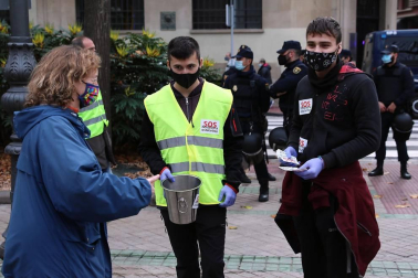 Una manifestación reclama en Pamplona un "rescate inmediato y real" para la hostelería